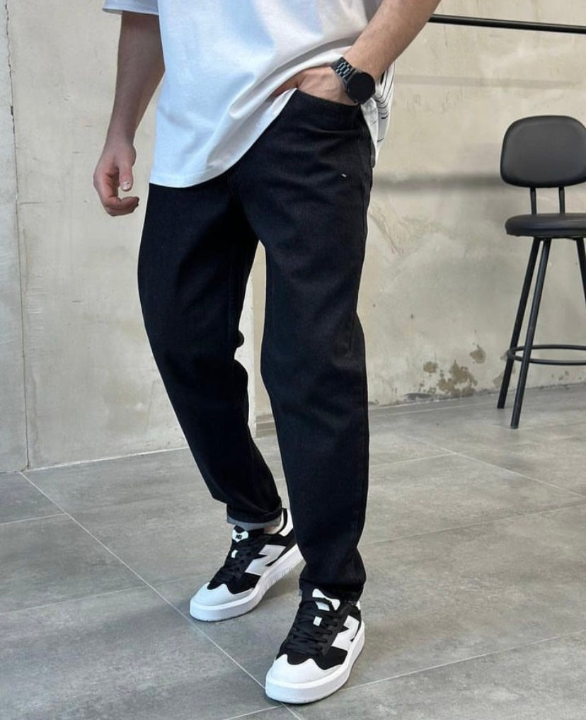 DaCovet Jet Black Baggy Jeans